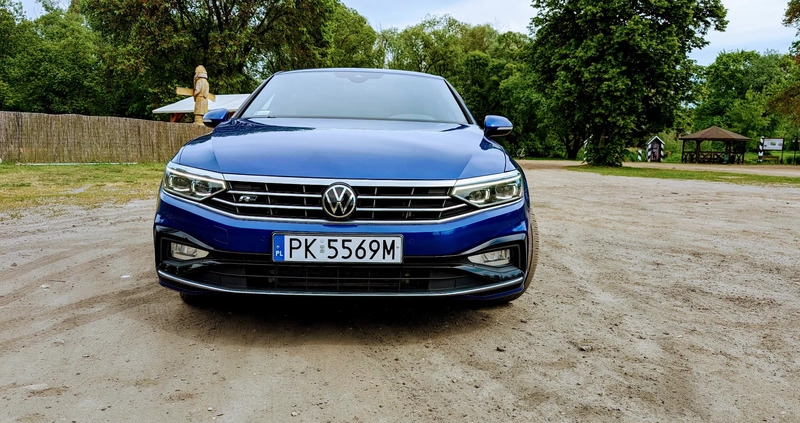 Volkswagen Passat cena 115500 przebieg: 158000, rok produkcji 2021 z Głubczyce małe 301